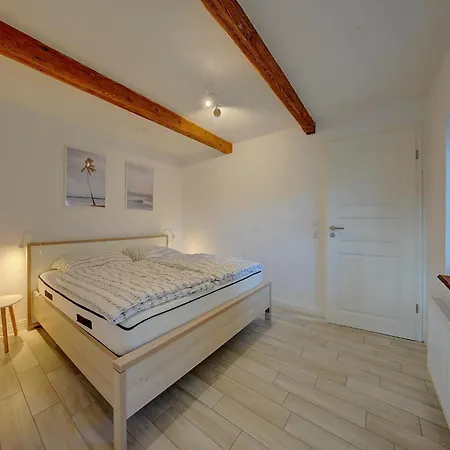 Charmantes Haus Mit Garten In Petersdorf